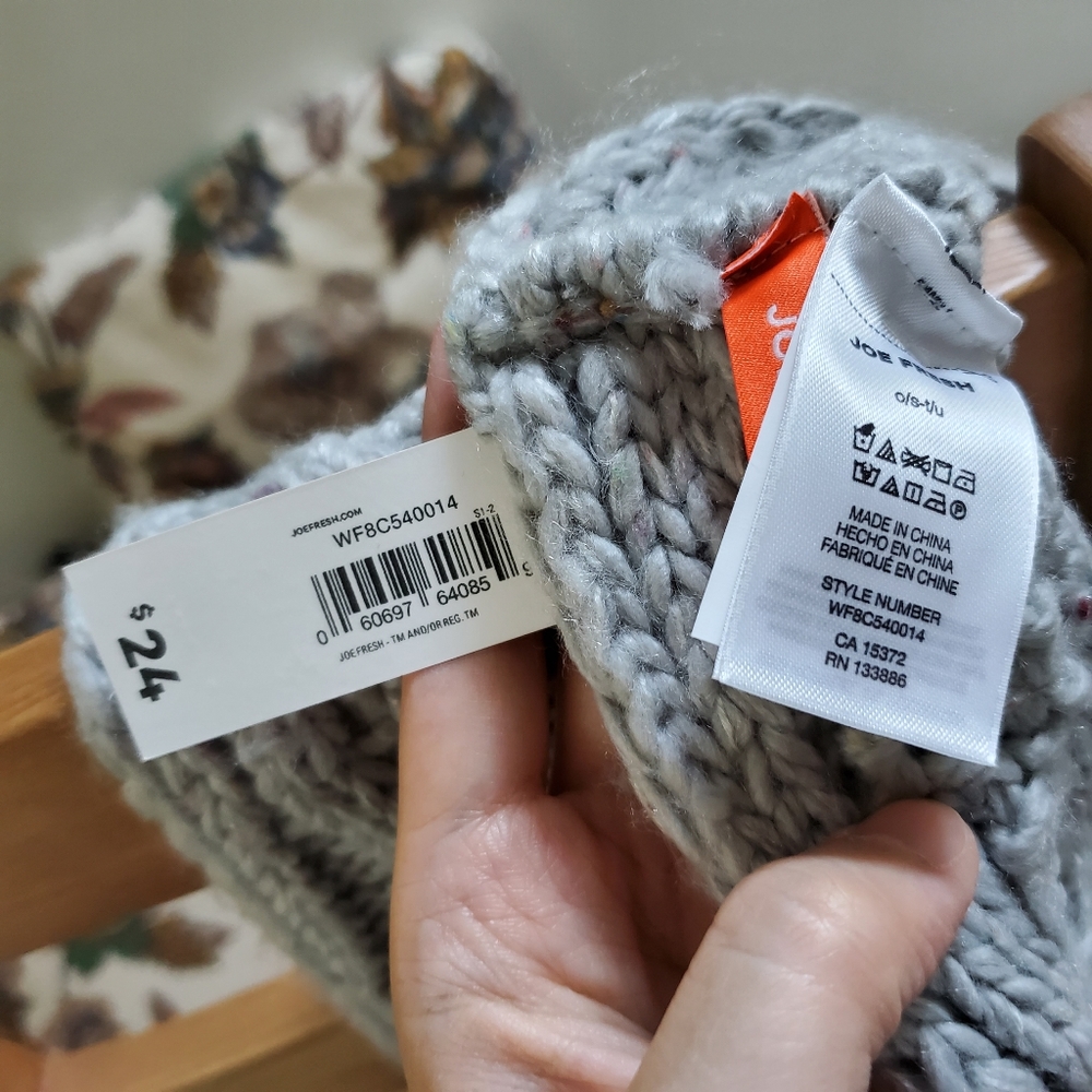 ππ‘π’ππ€ Infinity Cable Knit Scarf - Picture 4 of 4